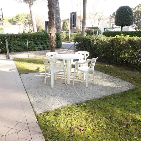 Ground Floor Flat Just 300mt From The Μπιμπιόνε