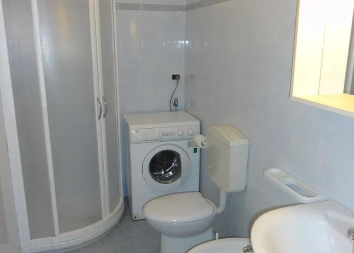 아파트 Ground Floor Flat Just 300mt From The *