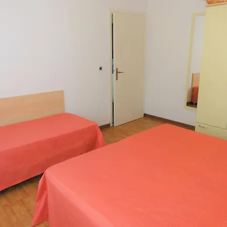 Ground Floor Flat Just 300mt From The * Μπιμπιόνε