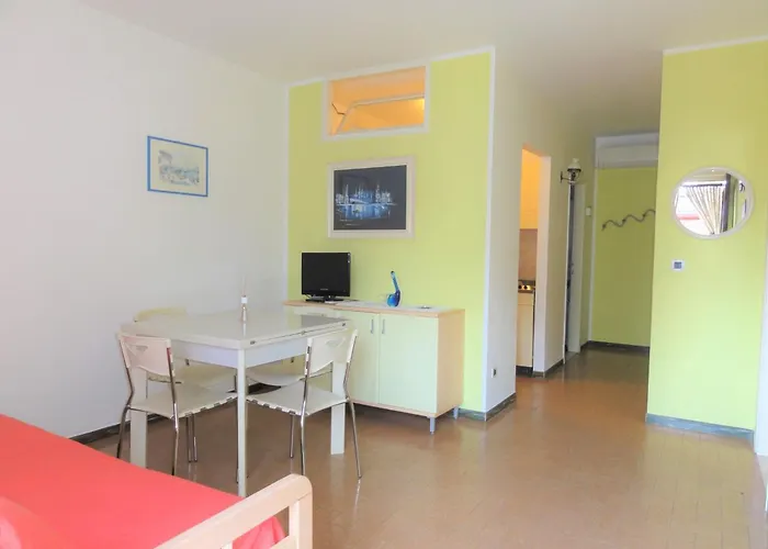 Ground Floor Flat Just 300mt From The Διαμέρισμα